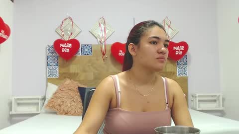 Snapshot of kyliiebaker chatting on 02.20.25 Kylie online show from 02.20.25