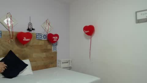 Snapshot of kyliiebaker chatting on 02.24.25 Kylie online show from 02.24.25