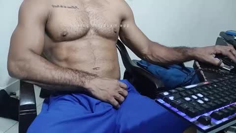 Snapshot of lacasadelosmunecosbq chatting on 10.27.25 Bruno Smith online show from 10.27.25