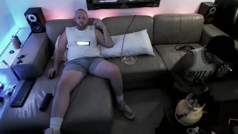 Snapshot of ladshed chatting on 02.04.25 Hectic online show from 02.04.25