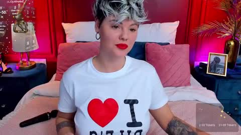 Snapshot of lady_alibi chatting on 02.15.25 AliCooper online show from 02.15.25