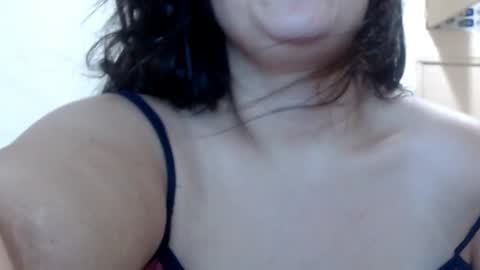 Snapshot of ladydeathz chatting on 01.04.25 ladydeathz online show from 01.04.25