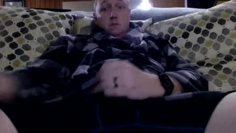 Snapshot of lag121689 chatting on 12.27.24 lag121689 online show from 12.27.24