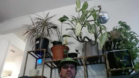 Snapshot of laidback_and_chill chatting on 12.24.24 Rick online show from 12.24.24