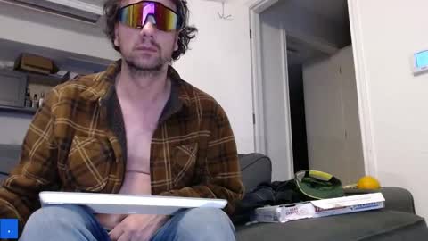 Snapshot of laidback_and_chill chatting on 03.10.25 Rick online show from 03.10.25