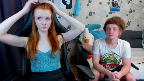 Snapshot of laksmrrr chatting on 01.10.25 Lu Alex online show from 01.10.25