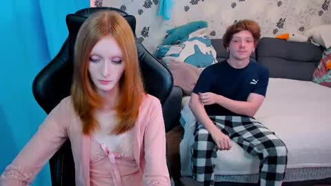 Snapshot of laksmrrr chatting on 09.23.25 Lu Alex online show from 09.23.25