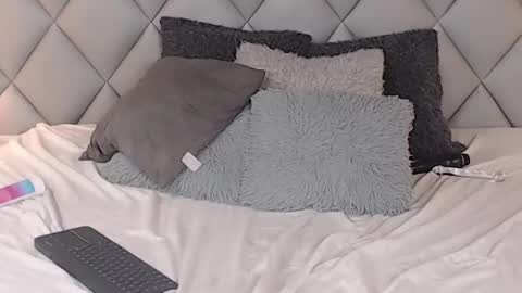 Snapshot of lalycastro chatting on 02.17.25 Laly Castro online show from 02.17.25