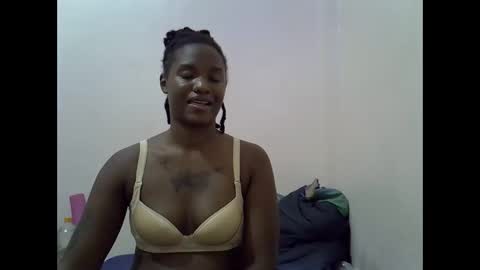 Snapshot of lamensha chatting on 09.20.25 lamensha online show from 09.20.25