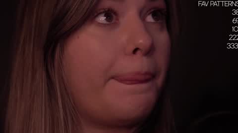 Snapshot of lana_rosy chatting on 12.19.24 Alana online show from 12.19.24