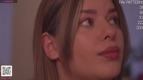 Snapshot of lana_rosy chatting on 01.18.25 Alana online show from 01.18.25