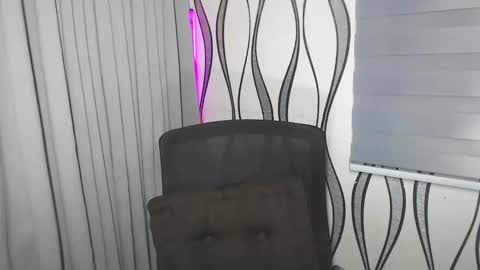 Snapshot of lanadel_hilton chatting on 01.28.25 Lana online show from 01.28.25