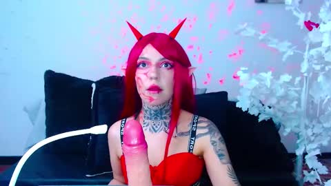 Snapshot of lannie_gonzales chatting on 09.14.25 LANNIE online show from 09.14.25