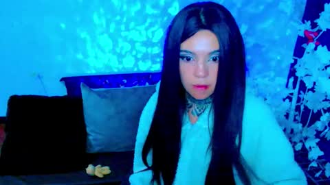 Snapshot of lannie_gonzales chatting on 09.26.25 LANNIE online show from 09.26.25