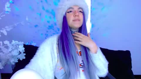 Snapshot of lannie_gonzales chatting on 10.05.25 LANNIE online show from 10.05.25