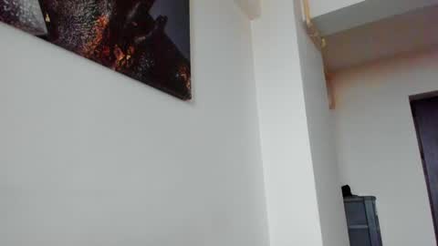 Snapshot of lara_squirtx chatting on 01.31.25 Lara online show from 01.31.25