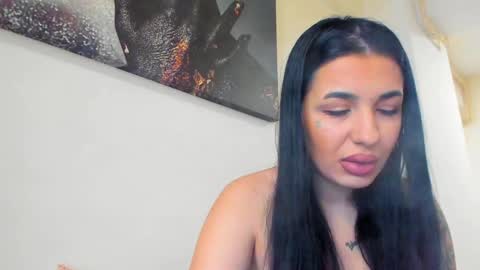 Snapshot of lara_squirtx chatting on 02.03.25 Lara online show from 02.03.25