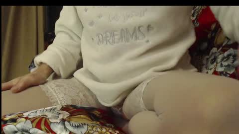 Snapshot of laralhotr chatting on 01.02.25 laralhotr online show from 01.02.25