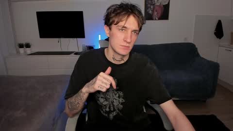 Snapshot of lastnight4you chatting on 12.25.24 acie online show from 12.25.24