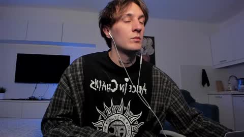 Snapshot of lastnight4you chatting on 02.08.25 acie online show from 02.08.25