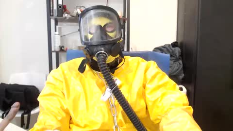 Snapshot of latexslaafboy2 chatting on 03.06.25 latexslaafboy online show from 03.06.25