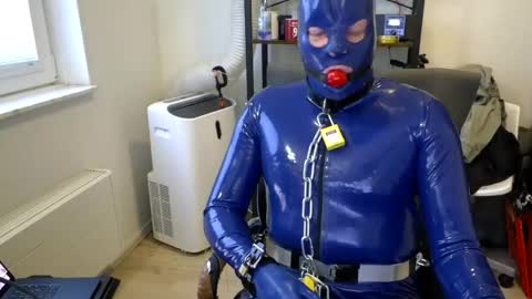 Snapshot of latexslaafboy2 chatting on 10.16.25 latexslaafboy online show from 10.16.25