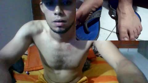 Snapshot of latinmansmoking chatting on 11.12.25 latinmansmoking online show from 11.12.25