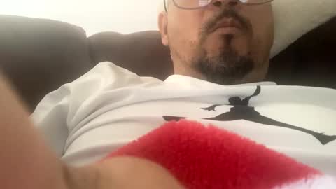 Snapshot of latn_73 chatting on 12.28.24 Mexakin online show from 12.28.24