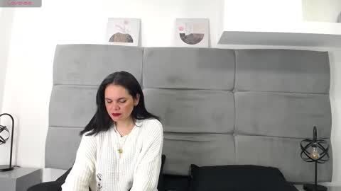Snapshot of laura_hotties chatting on 02.21.25 laura hotties online show from 02.21.25