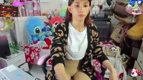 Snapshot of laurencesophiets chatting on 12.16.24 SF online show from 12.16.24