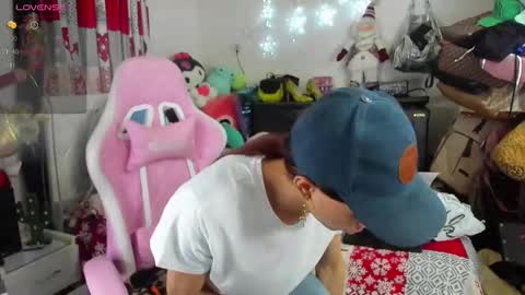 Snapshot of laurencesophiets chatting on 12.18.24 SF online show from 12.18.24