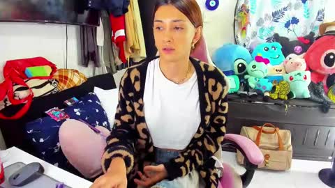 Snapshot of laurencesophiets chatting on 02.26.25 SF online show from 02.26.25