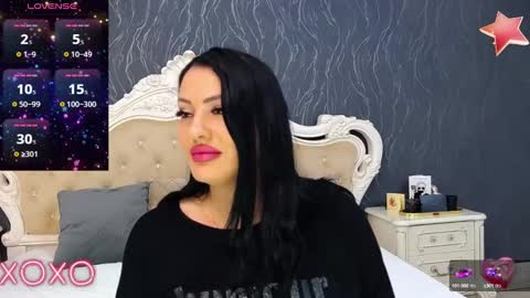 Snapshot of laurenjenssen chatting on 01.17.25 Laura online show from 01.17.25