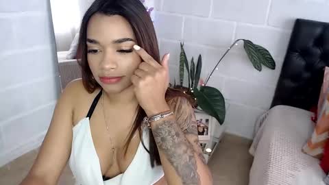 Snapshot of laurenvera_ chatting on 12.09.24 marcela online show from 12.09.24