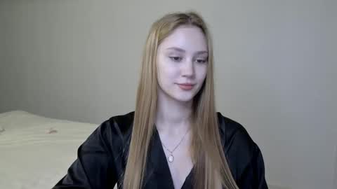 Snapshot of laylapretty001 chatting on 01.08.25 LaylaPretty001 online show from 01.08.25