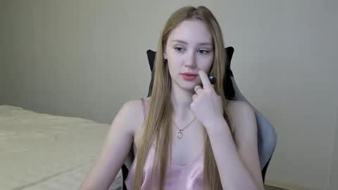 Snapshot of laylapretty001 chatting on 02.24.25 LaylaPretty001 online show from 02.24.25