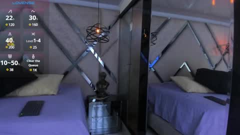 Snapshot of leah_evans3 chatting on 01.10.25 ---Leah-- online show from 01.10.25