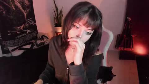 Snapshot of leamelie chatting on 09.11.25 Amelia Black OF AMELIABLACK666 I lost all my thumbs up help me to get 80 online show from 09.11.25