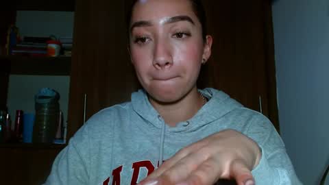 Snapshot of leanaalhub chatting on 12.18.24 leanaalhub online show from 12.18.24