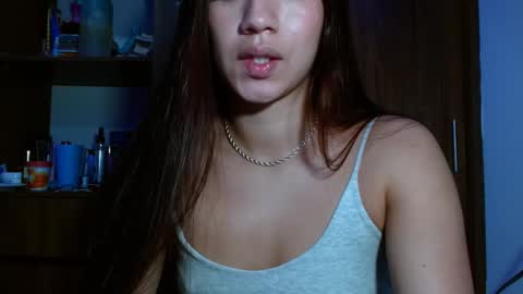 Snapshot of leanaalhub chatting on 02.21.25 leanaalhub online show from 02.21.25