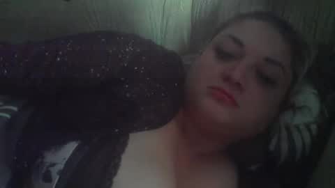 Snapshot of ledsytreidx chatting on 10.31.25 LedsyTreidX online show from 10.31.25