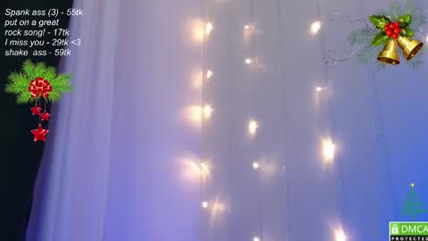 Snapshot of leia_bell chatting on 12.13.24 hey Im Leia and I love rock online show from 12.13.24