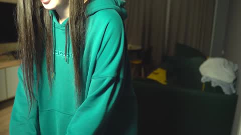 Leila online show from 12.10.24