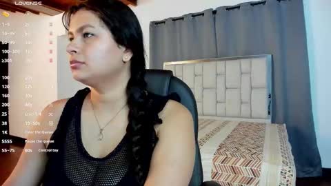 L E I L A   online show from 10.09.25