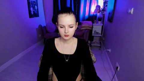 Leila online show from 10.11.25