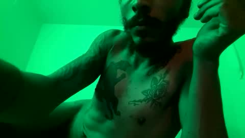 Snapshot of lemmylovesu chatting on 10.21.25 lemmylovesu online show from 10.21.25