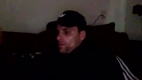 Snapshot of lendariokiss chatting on 10.27.25 Armando online show from 10.27.25