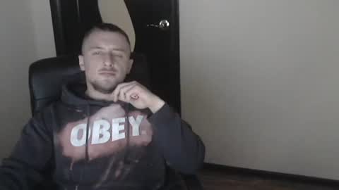 Snapshot of lev1ngston chatting on 01.09.25 lev1ngston online show from 01.09.25