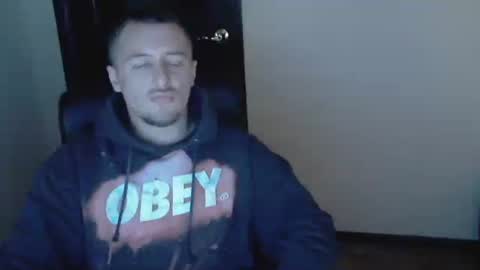 Snapshot of lev1ngston chatting on 01.19.25 lev1ngston online show from 01.19.25