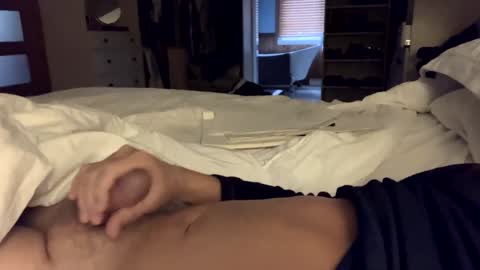 Snapshot of levec7 chatting on 12.28.24 levec7 online show from 12.28.24